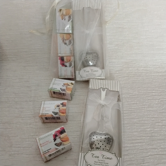 2 Tea Time Gift Sets with Heart Shaped Infuser And Three Teas - Picture 3 of 6